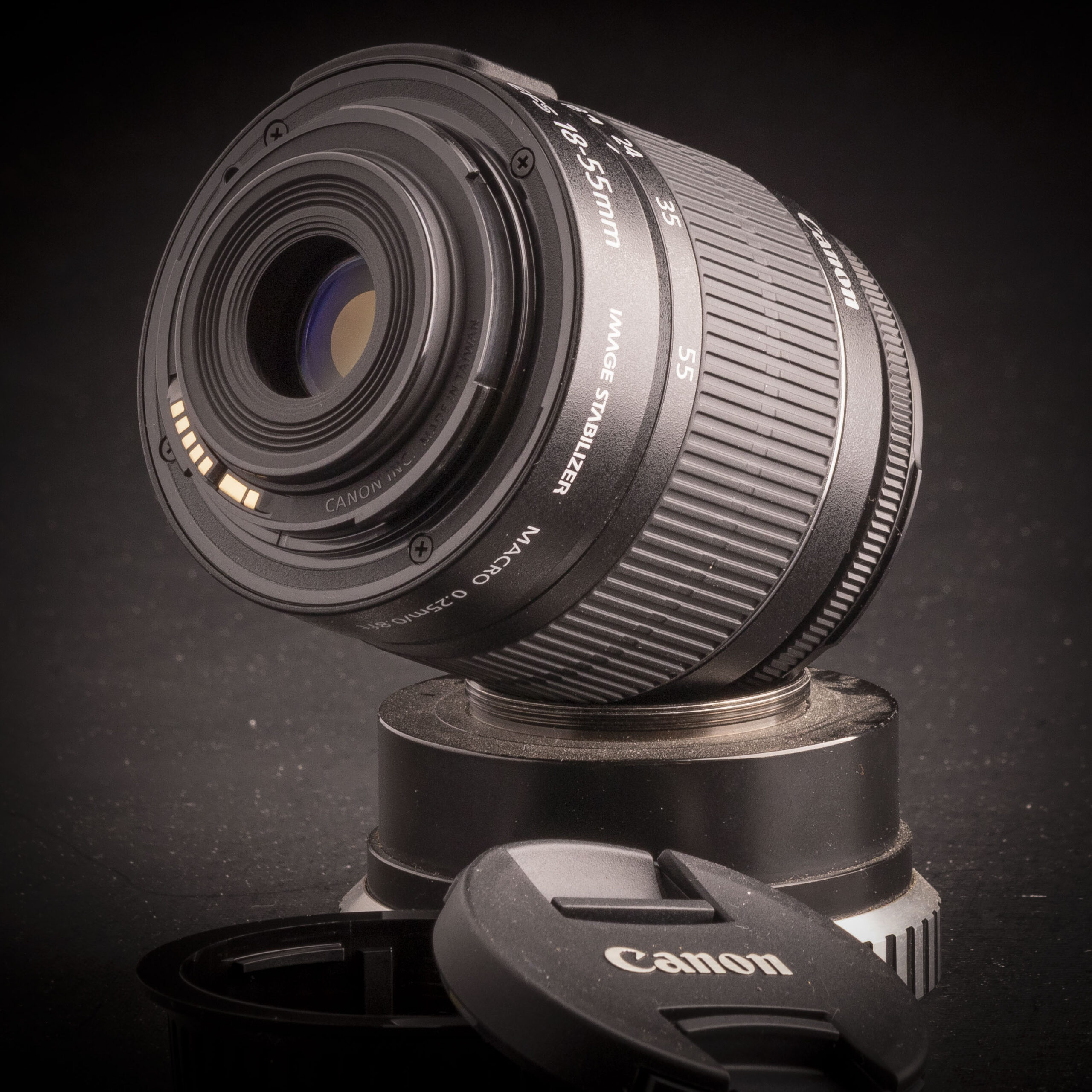 Canon EF-S IS II 18-55mm f3.5-5.6 - EF-S - Image 2