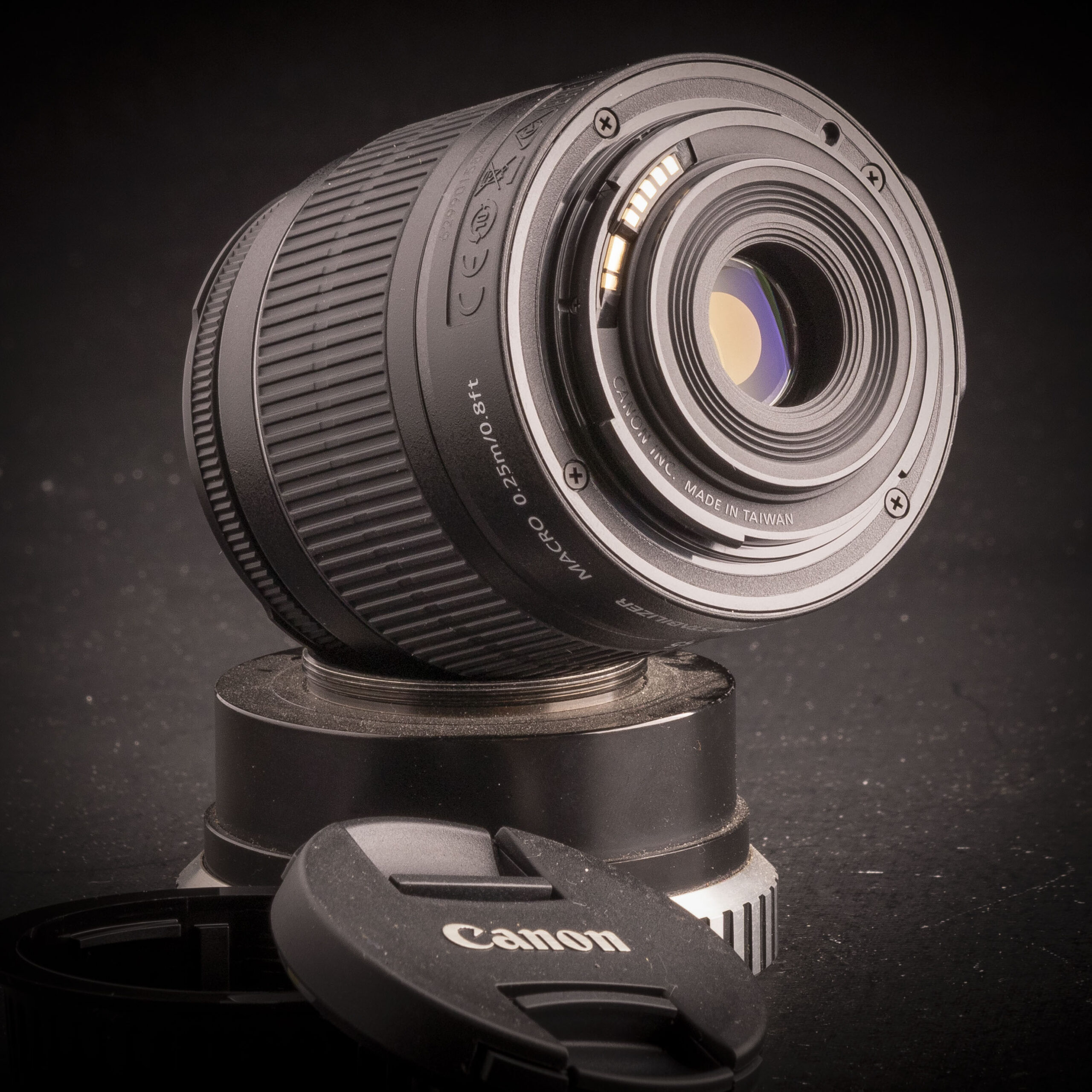 Canon EF-S IS II 18-55mm f3.5-5.6 - EF-S - Image 3