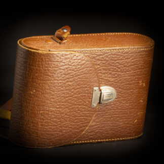 Nevenincs 1<br>fényképezőgép tok