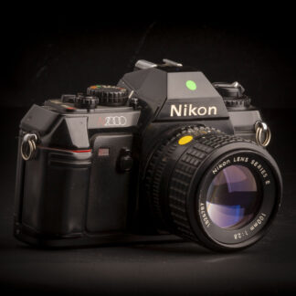 Nikon N2000 - Nikon