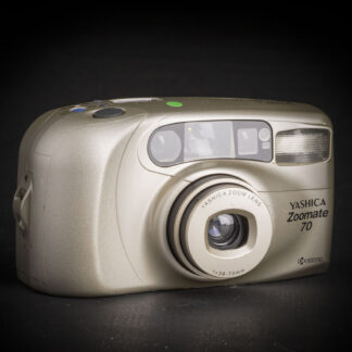 Yashica Zoomate 70 - Zoom