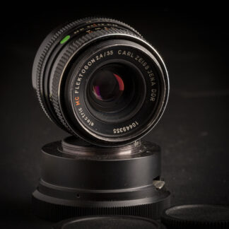 Zeiss Flektogon MC 35mm f2.4 - M42