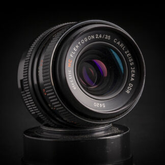 Zeiss Flektogon MC 35mm f2.4 - M42