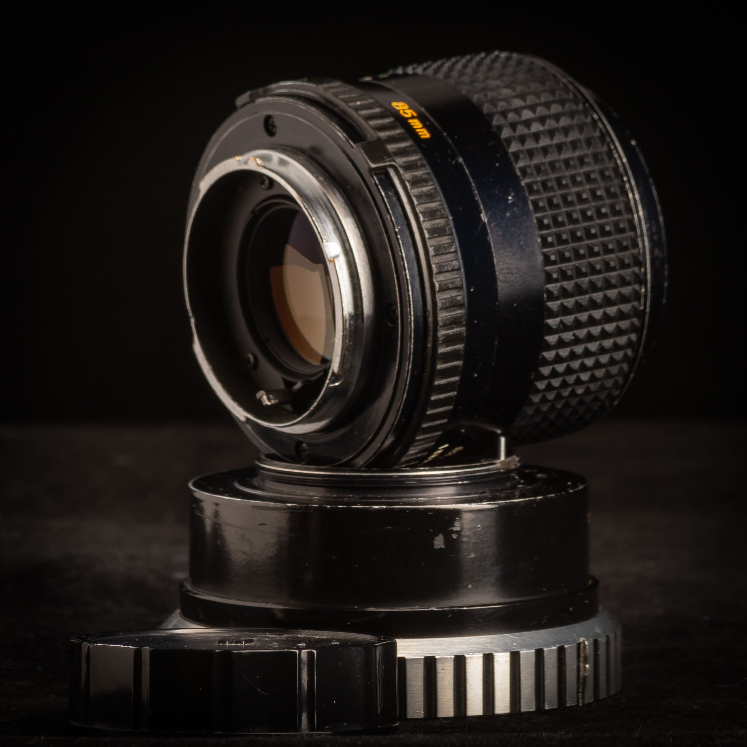 Minolta MD 85mm f2 – MD – Lampersky fotóbizományi – vintage cameras and ...